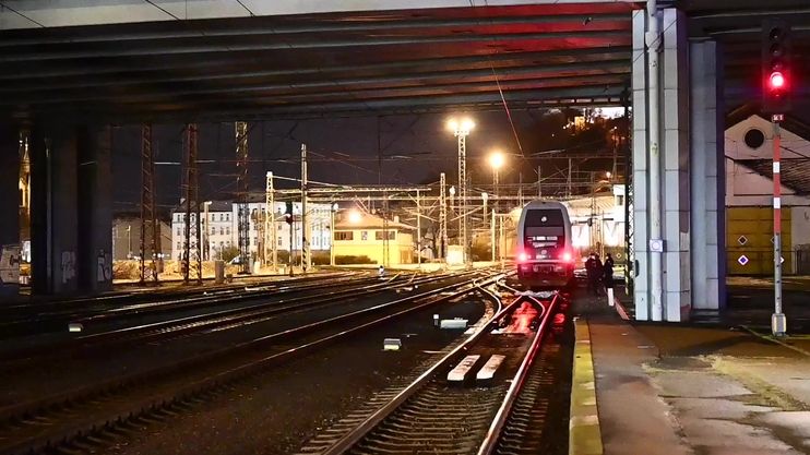 Vlaky v Praze zabily dva muže
